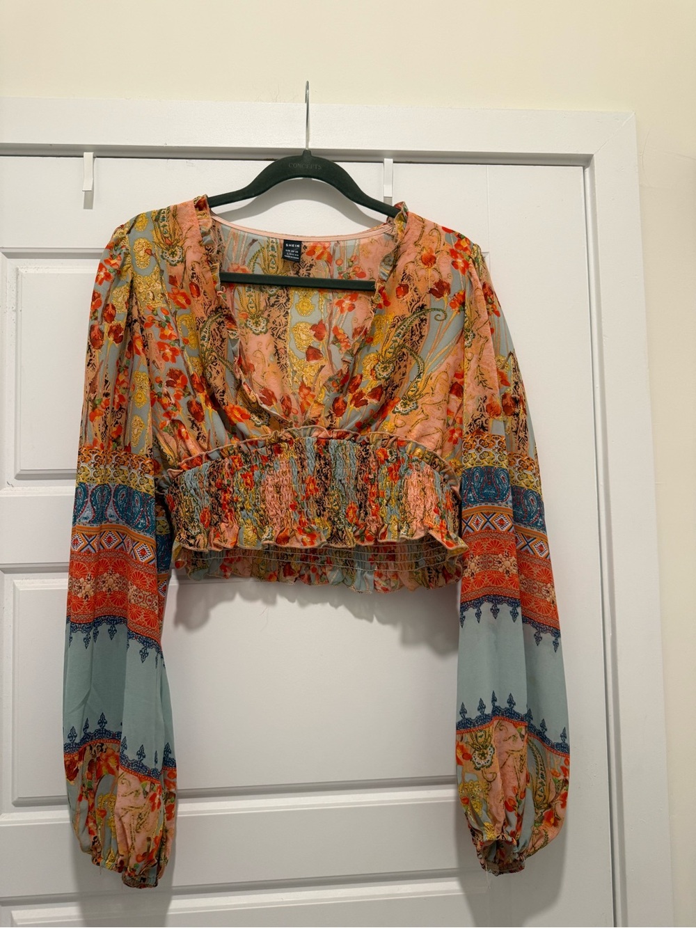 SHEIN Peach & Teal Floral Paisley Cropped Blouse